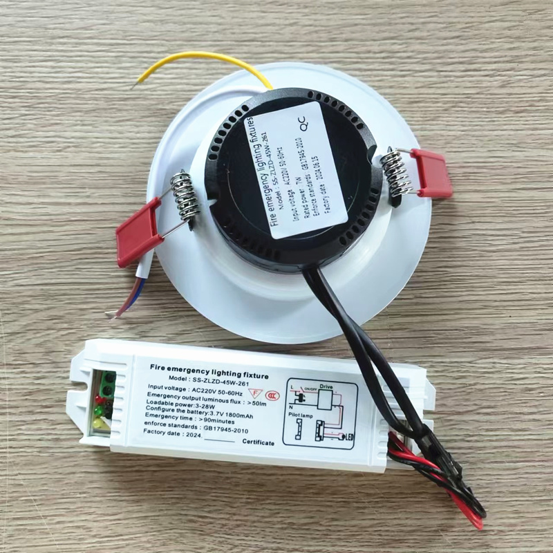 Emergency Light Tube Lamp Can  - مراجعة Power Outage Light وسعره