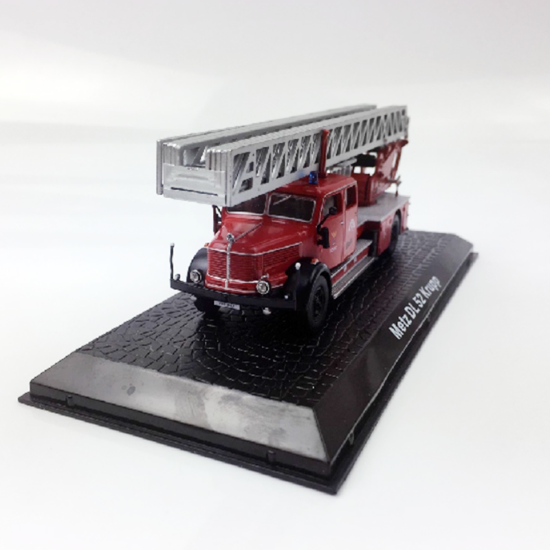 Diecast 1:72 Scale Metz DL 52  - مراجعة Fire Escape Ladder وسعره